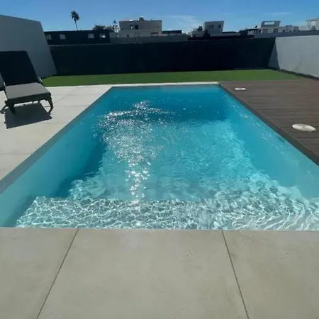 别墅 Frente Al Mar En Con Piscina Y Aparcamiento - Es-175-43 普拉亚布兰卡